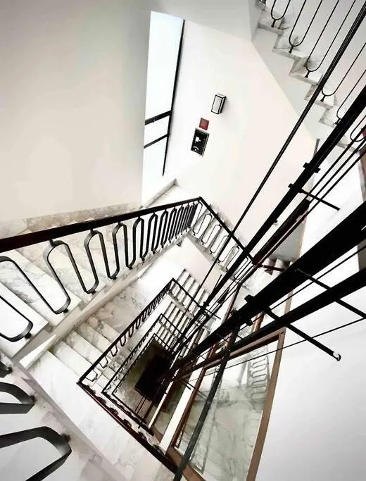 Central Penthouse 5 Min From Duomo Di Milano ミラノ
